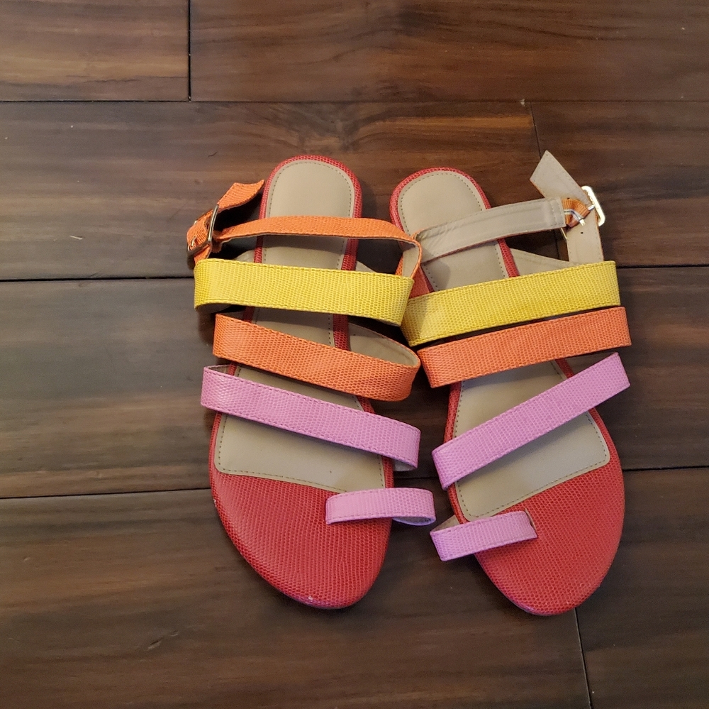 Sandal